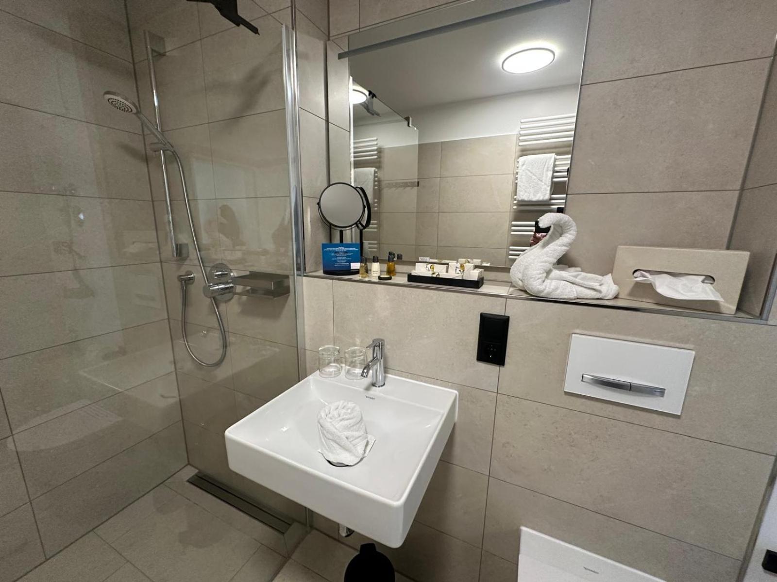 Sandbank Hotel & Appartements Lubmin Ngoại thất bức ảnh